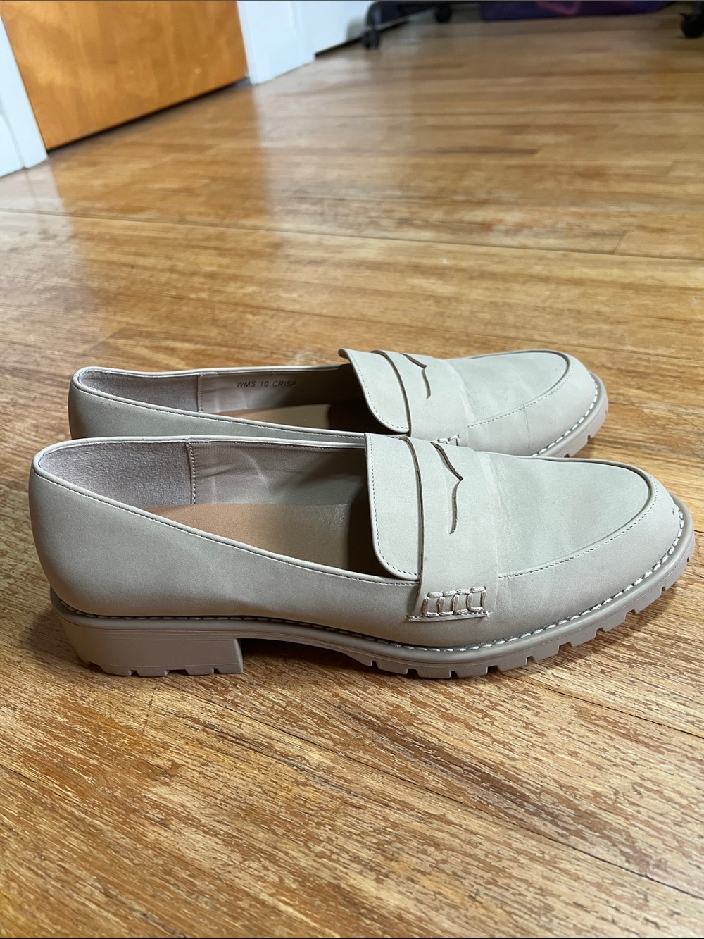 Dolce Vita Crisp Loafers Dune Tan Slip On Lug Sole Size 10